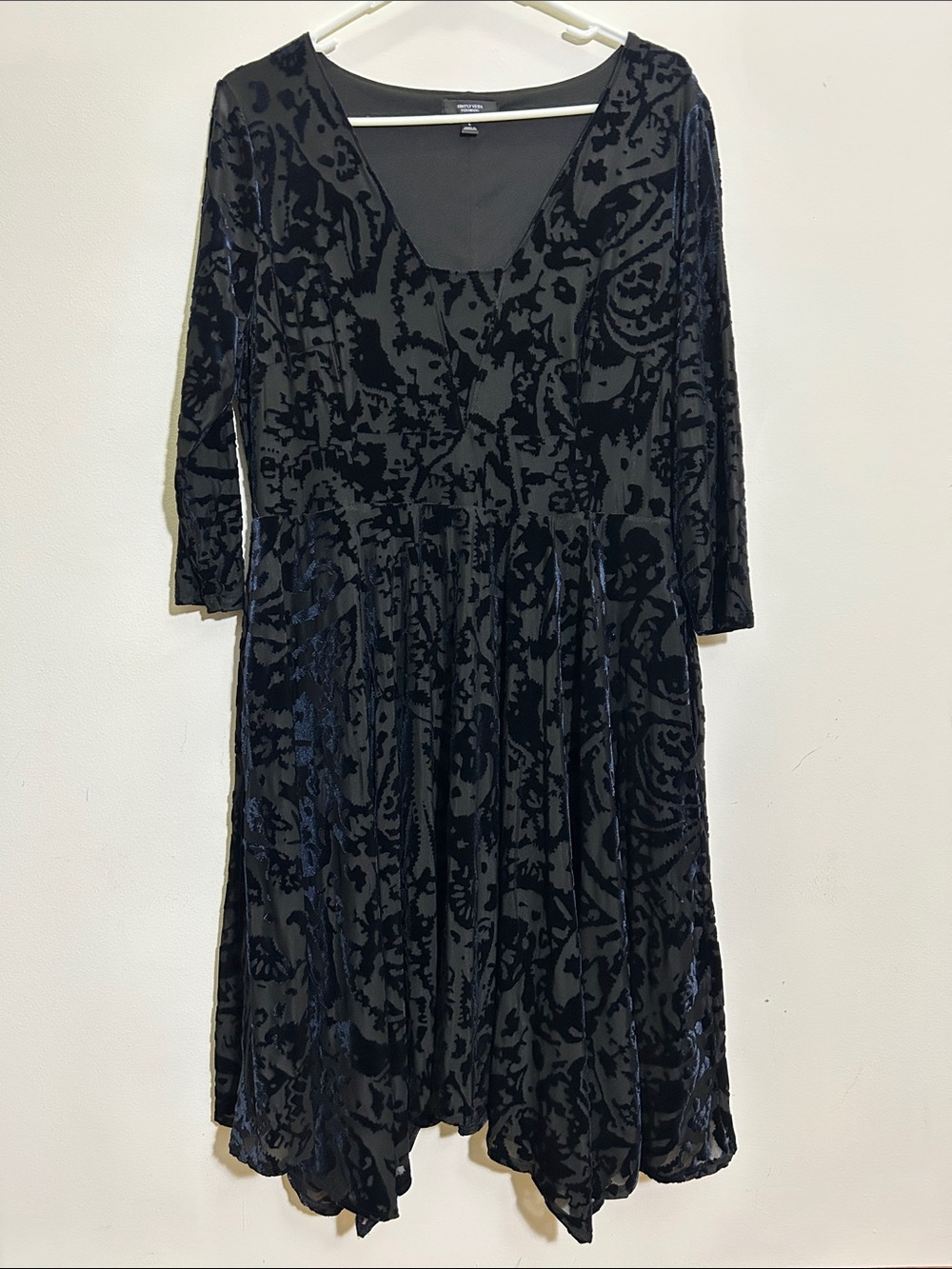 Simply Vera Vera Wang Black Velvet Burnout Long-Sleeve Dress